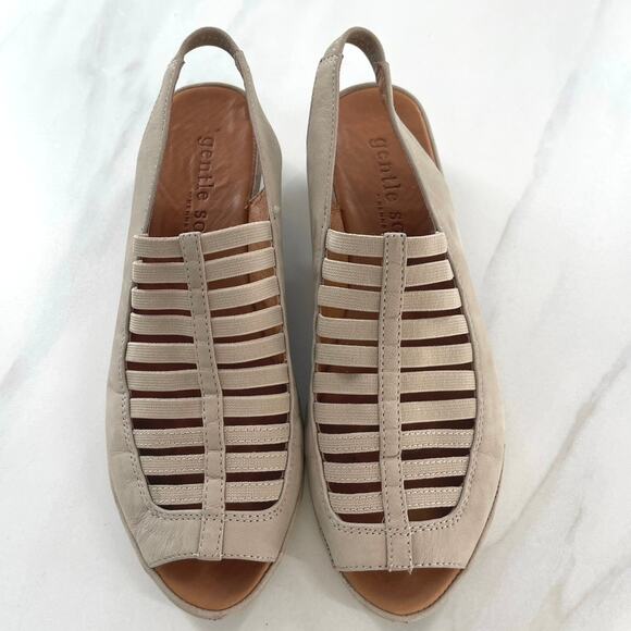 Gentle Souls by Kenneth Cole Women's Lee Low Wedge Sandal with Backstrap - Picture 2 of 8